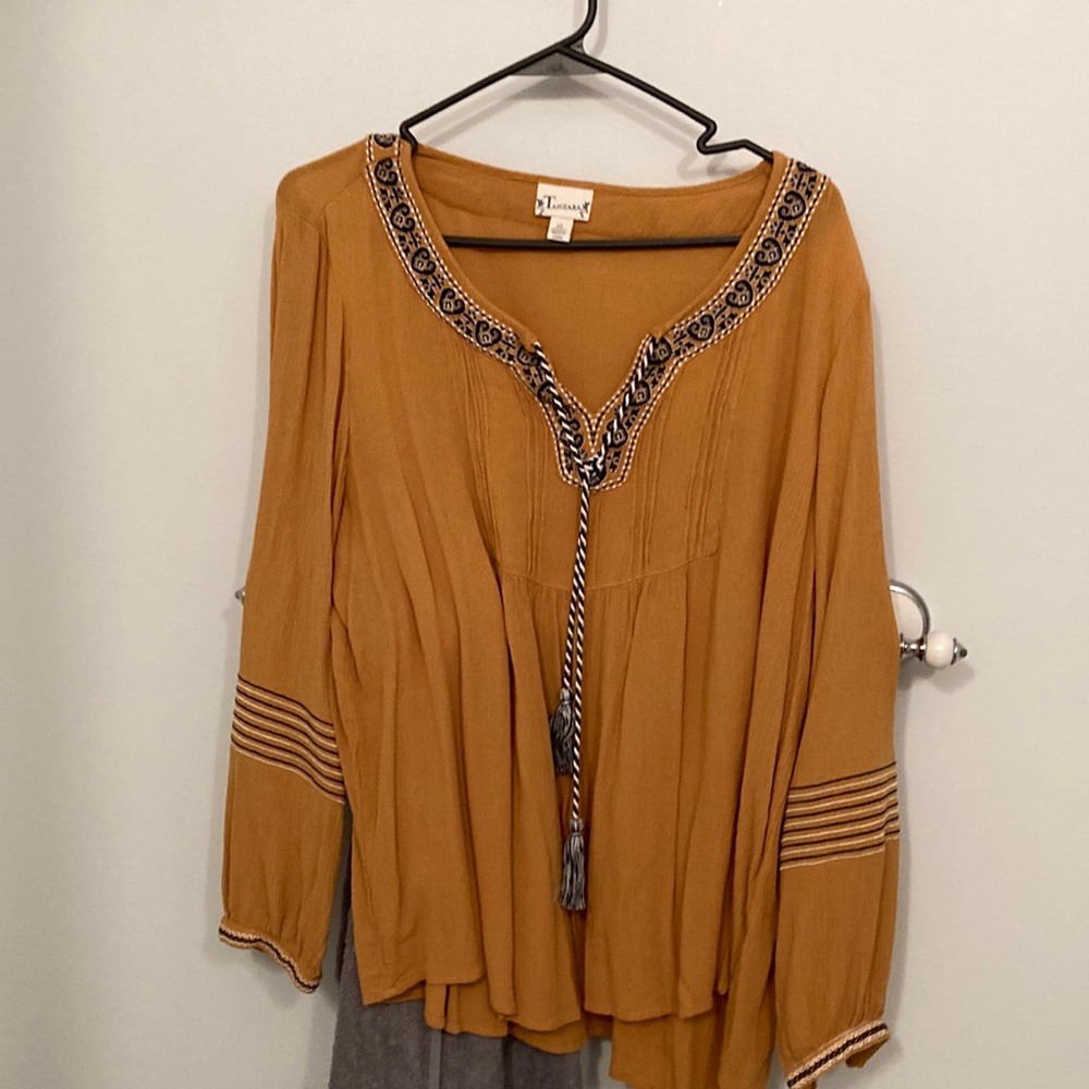 Beautiful Mustard color tunic with neck details